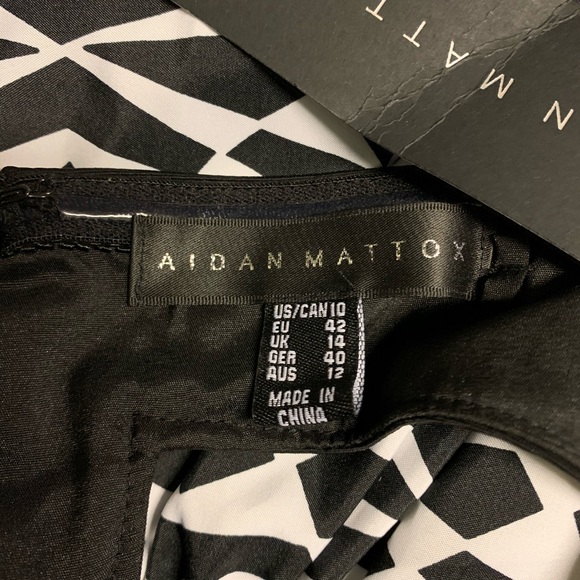 Aidan Mattox Strapless Geometric Print Dress 10 - Picture 7 of 7